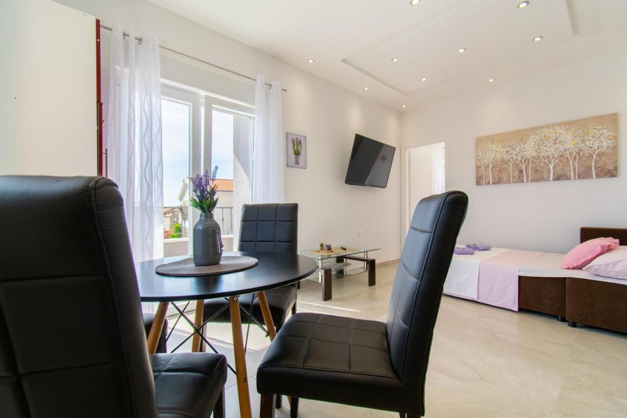 Apartmani Lavanda Centar ماكارسكا المظهر الخارجي الصورة