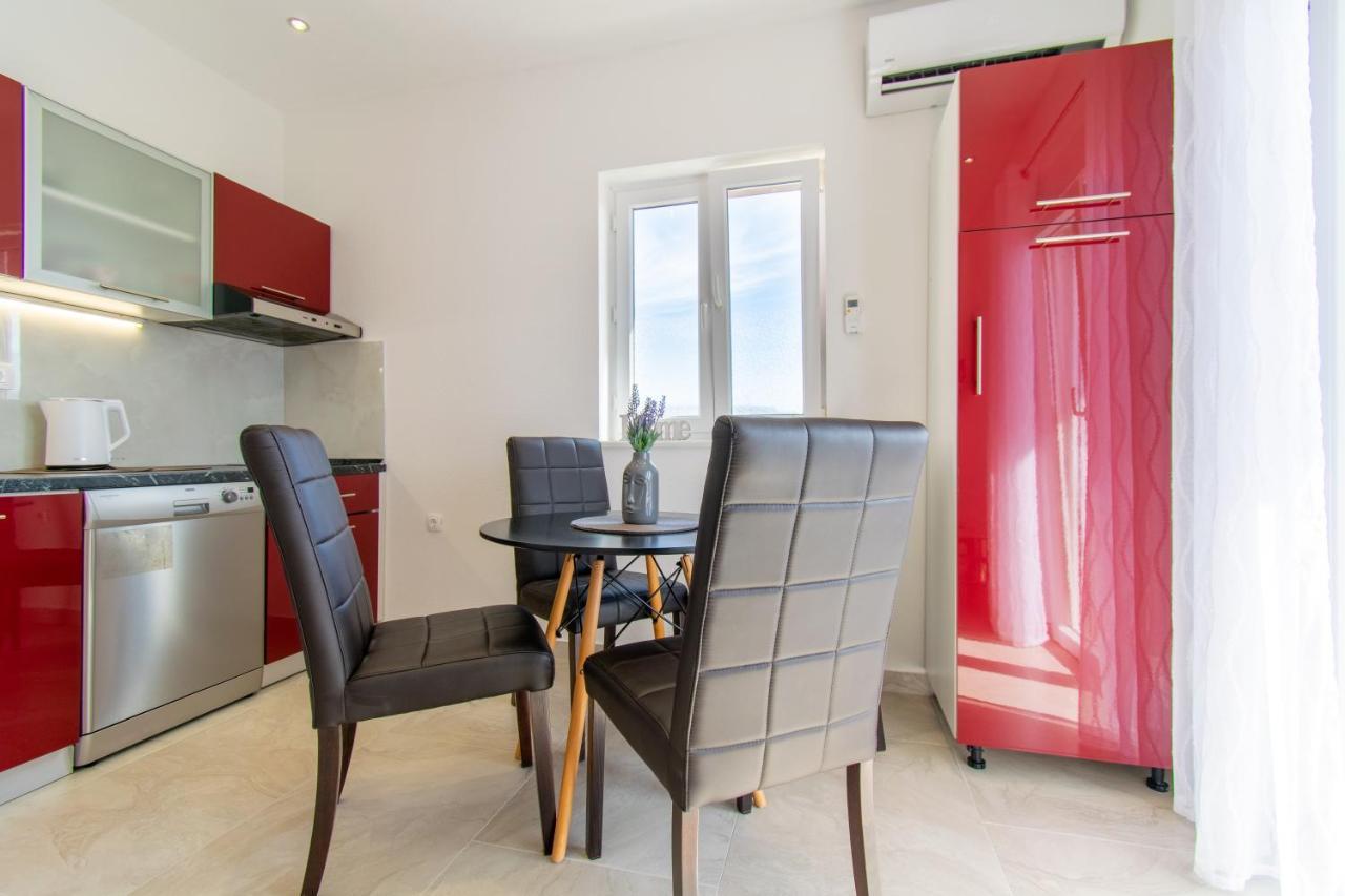 Apartmani Lavanda Centar ماكارسكا المظهر الخارجي الصورة