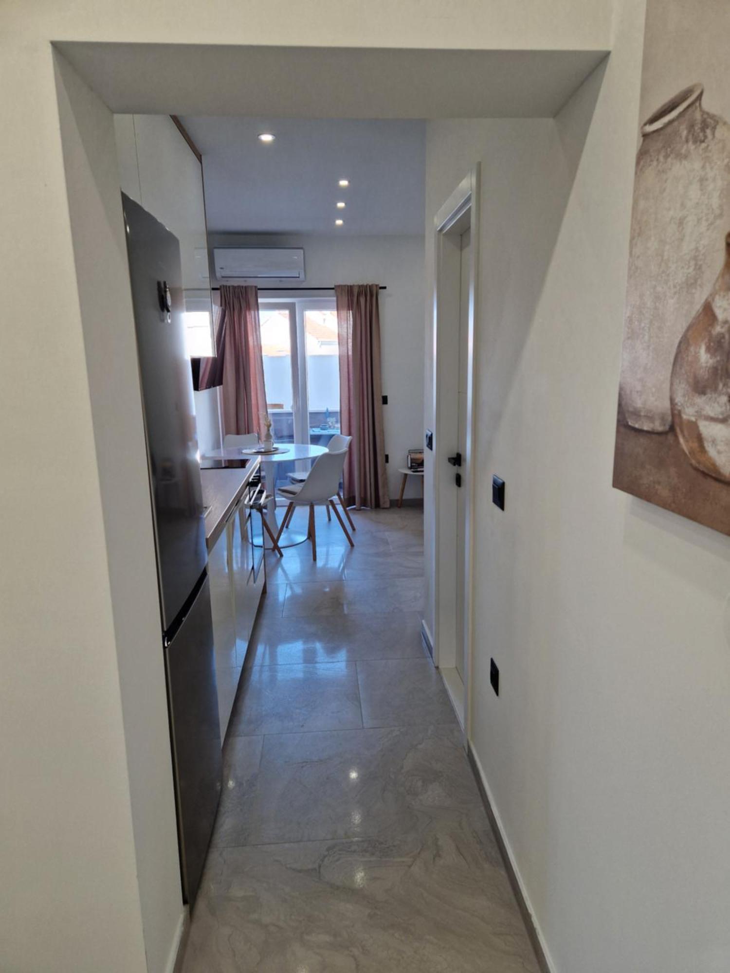 Apartmani Lavanda Centar ماكارسكا المظهر الخارجي الصورة