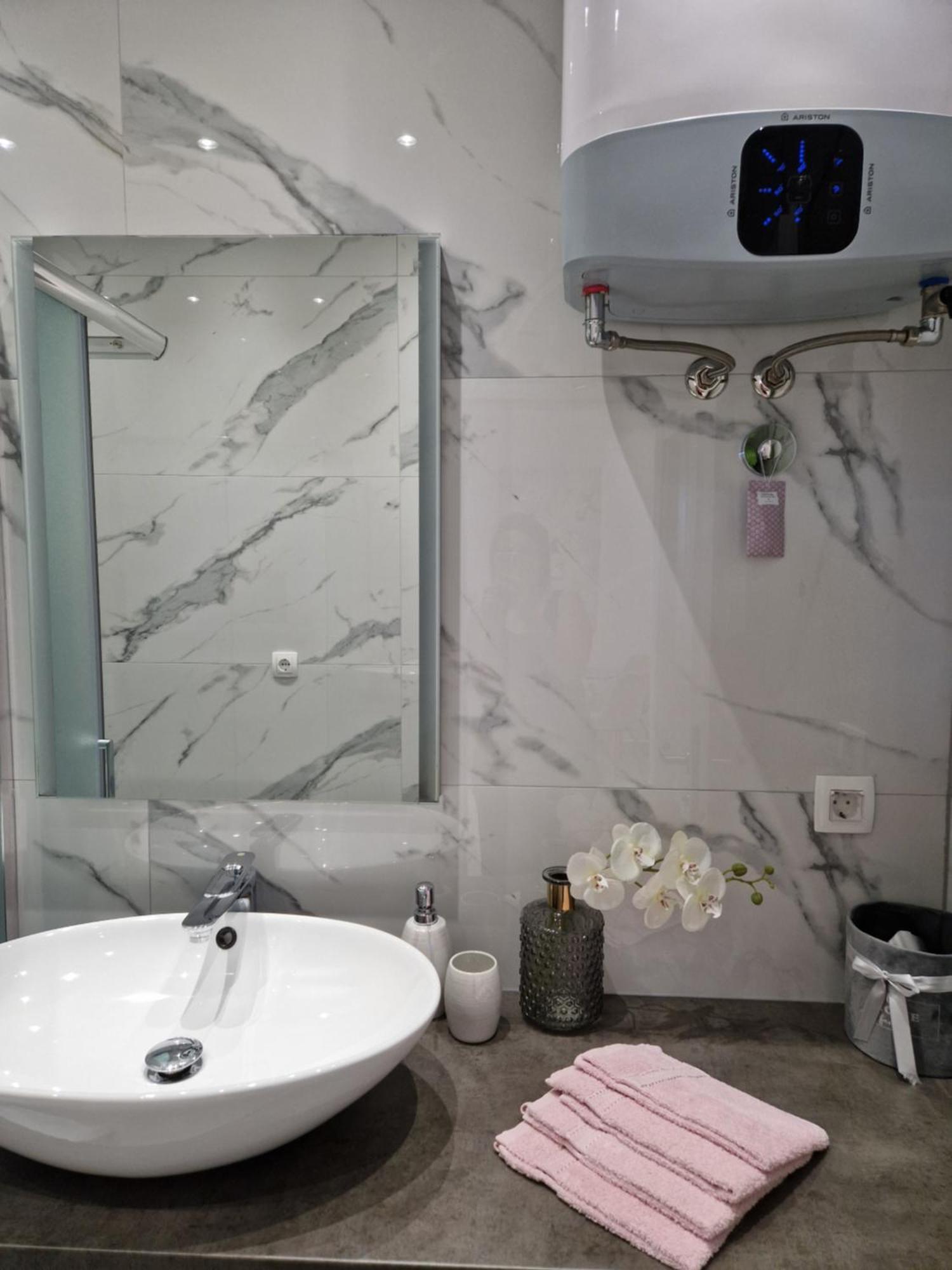 Apartmani Lavanda Centar ماكارسكا المظهر الخارجي الصورة